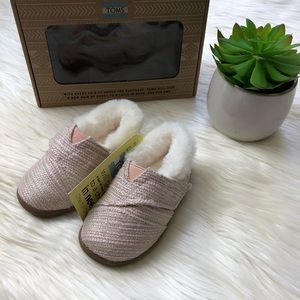 Toms Tiny Woven Fur Lined  Slippers